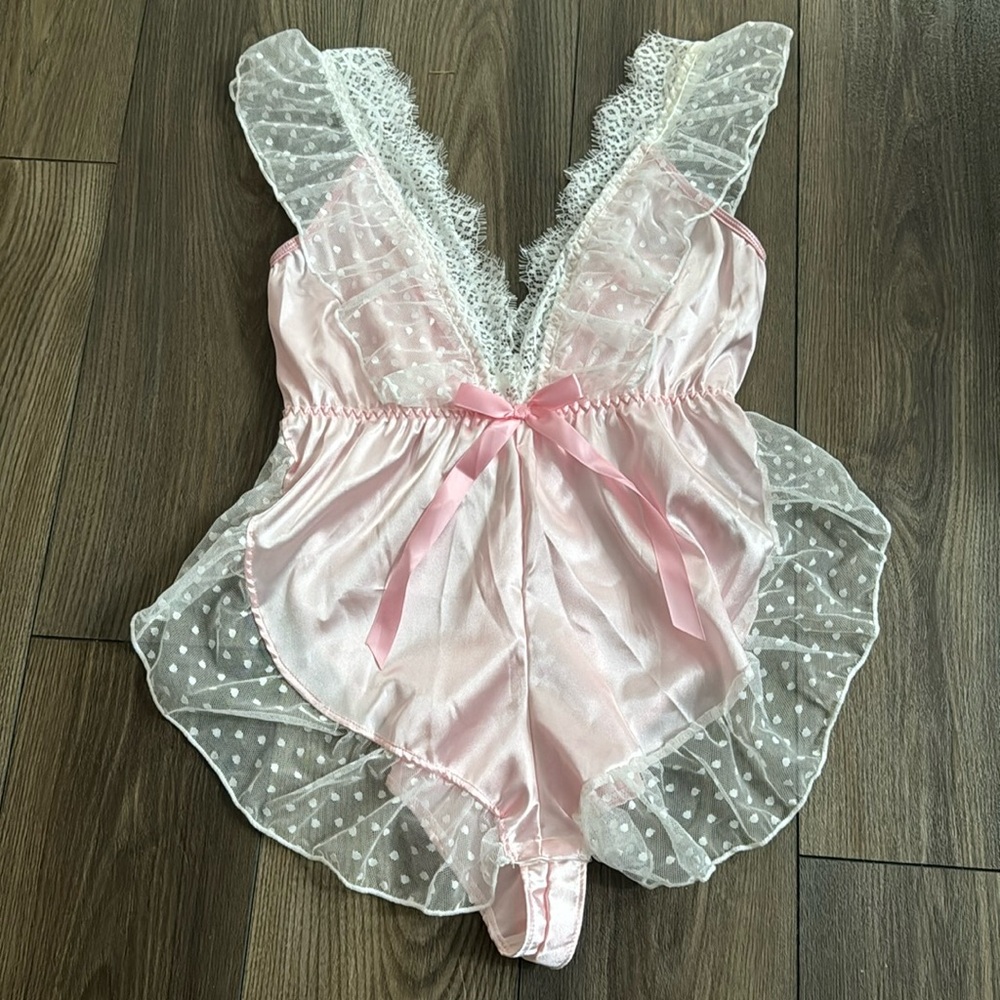 Elegant Pink Lace Trimmed Teddy